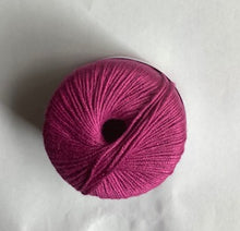 Charger l'image dans la galerie, Sirdar Snuggly Baby Bamboo